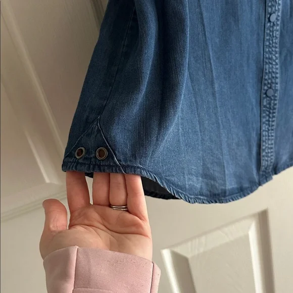 Intro chambray tunic, size medium NWT - Picture 4 of 8